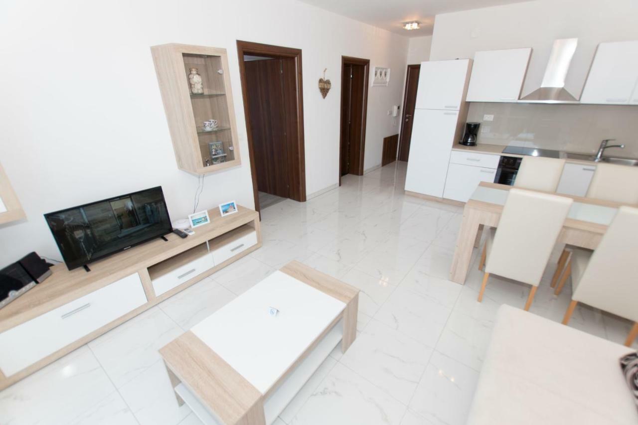 Apartments Matanovi Dvori Makarska Ngoại thất bức ảnh