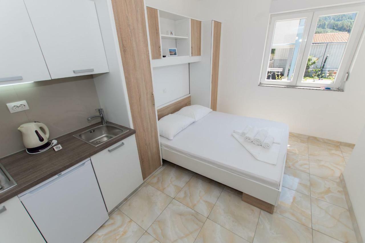 Apartments Matanovi Dvori Makarska Ngoại thất bức ảnh